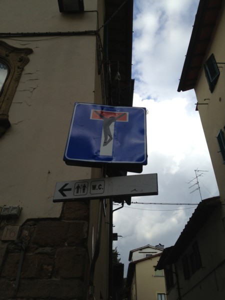遊び心のあるイタズラinイタリア 標識